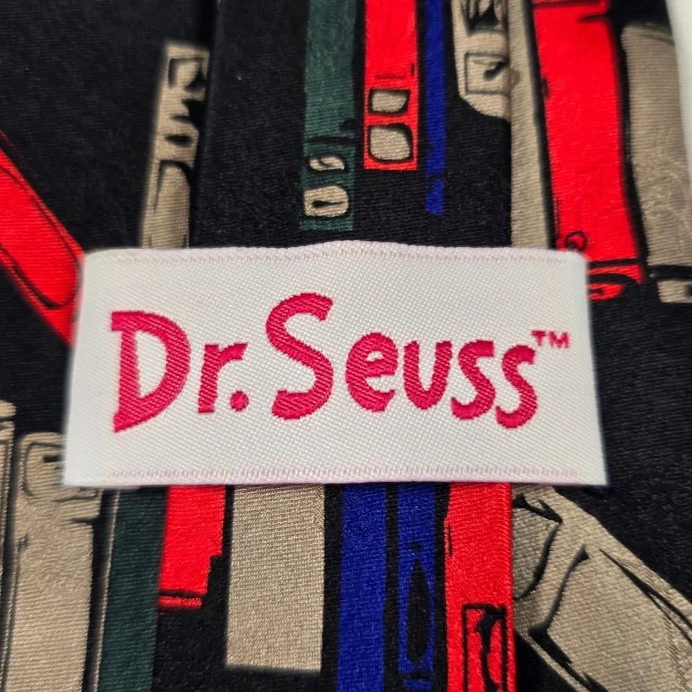 Dr. Seuss Cat in the Hat Library‎ Books Silk Tie Teacher Book Lover Novelty
